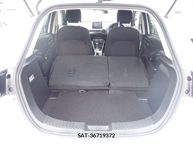 Mazda DEMIO 2019-09 8848762-16