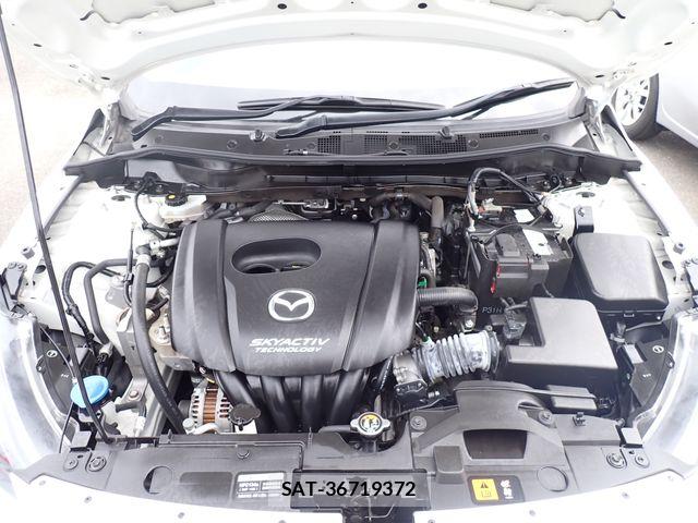 Mazda DEMIO 2019-09 8848762-17