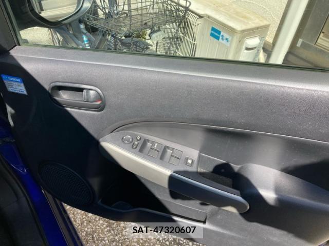Mazda DEMIO 2007-09 8848768-11