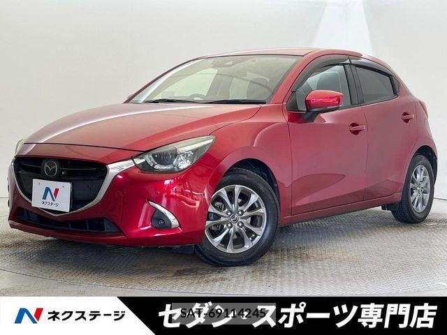 Mazda DEMIO 2018-10 8848757-0