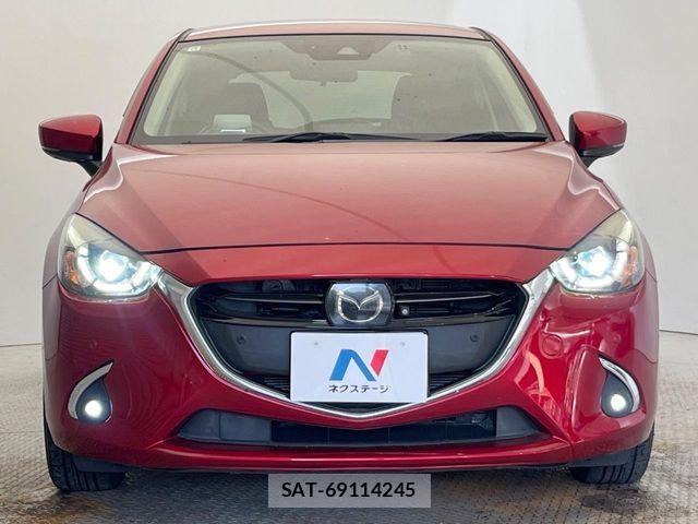 Mazda DEMIO 2018-10 8848757-17