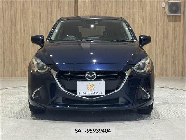 Mazda DEMIO 2017-04 8848759-14