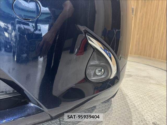 Mazda DEMIO 2017-04 8848759-22