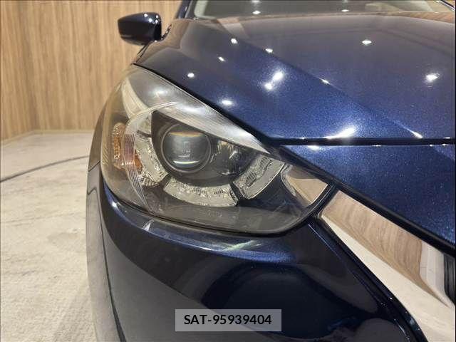 Mazda DEMIO 2017-04 8848759-23