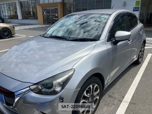 Mazda DEMIO 2015-03 8848767-0