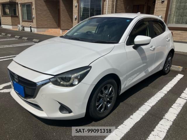 Mazda DEMIO 2017-01 8879537-0