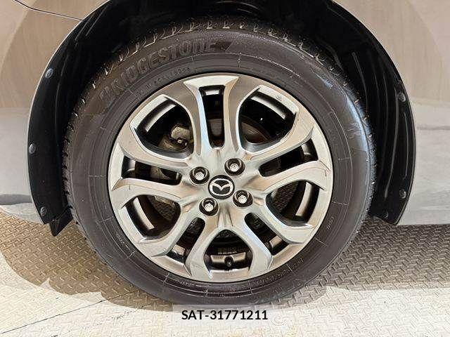 Mazda DEMIO 2018-09 8879527-15