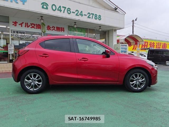 Mazda DEMIO 2019-05 8879524-10