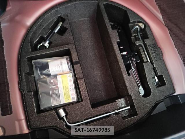 Mazda DEMIO 2019-05 8879524-29