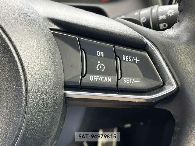 Mazda DEMIO 2017-04 8879535-8