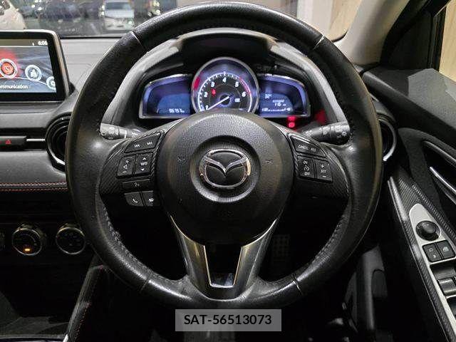 Mazda DEMIO 2015-11 8879530-10