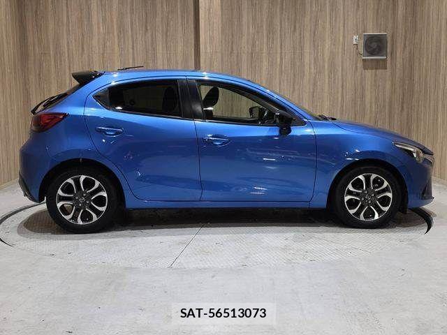 Mazda DEMIO 2015-11 8879530-16