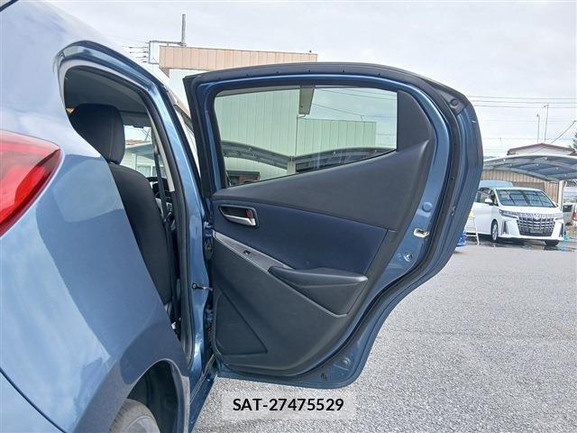 Mazda DEMIO 2015-08 8879529-25
