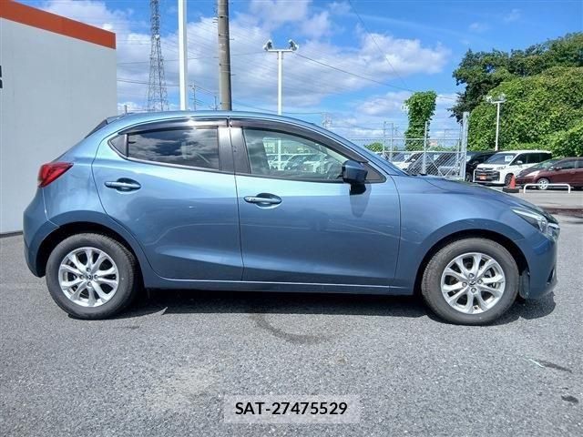 Mazda DEMIO 2015-08 8879529-3