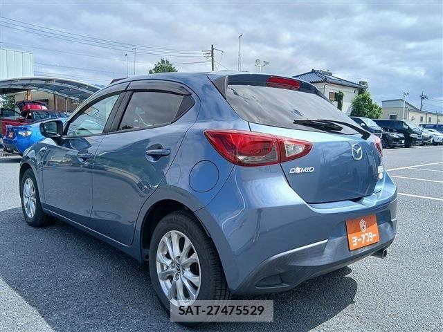 Mazda DEMIO 2015-08 8879529-6