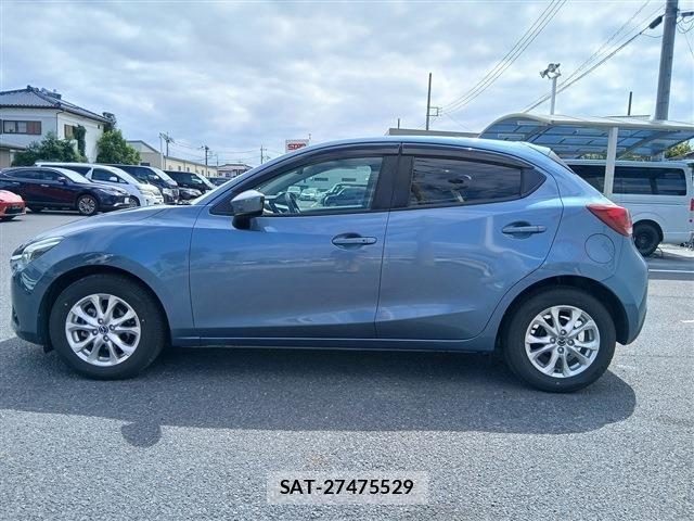Mazda DEMIO 2015-08 8879529-7
