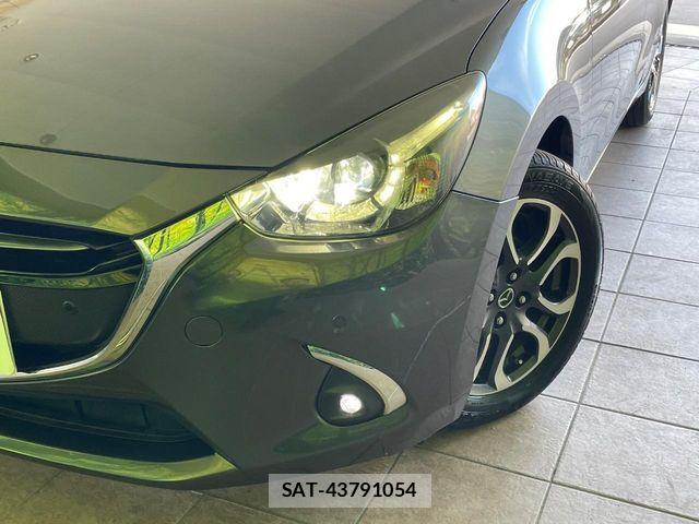 Mazda DEMIO 2018-07 8879525-12