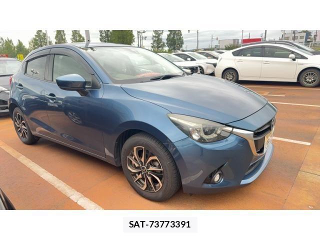Mazda DEMIO 2017-02 8879533-1
