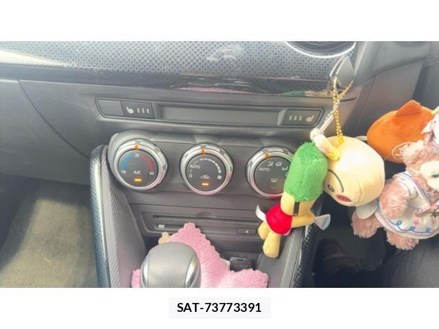 Mazda DEMIO 2017-02 8879533-19