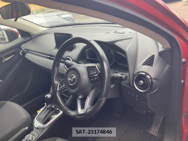 Mazda DEMIO 2018-06 8879531-15