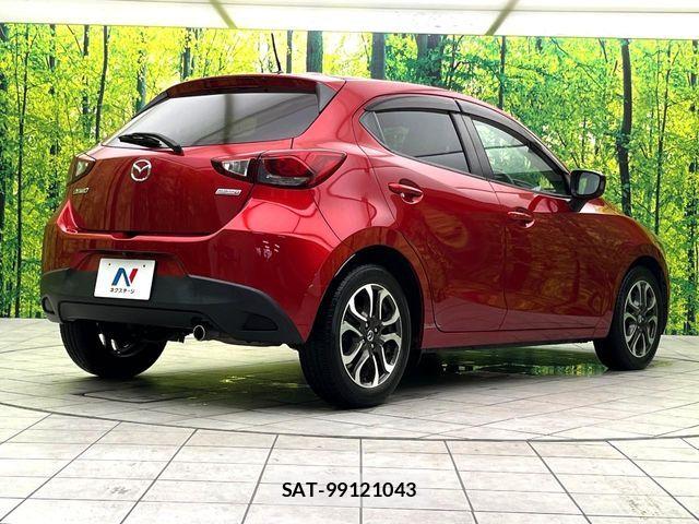 Mazda DEMIO 2015-09 8879532-15