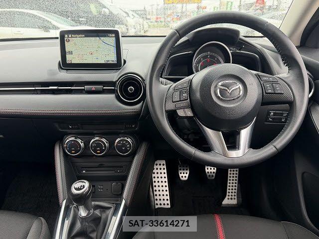 Mazda DEMIO 2016-01 8879526-1