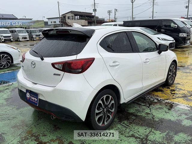 Mazda DEMIO 2016-01 8879526-2