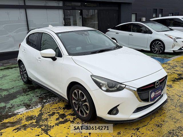 Mazda DEMIO 2016-01 8879526-3