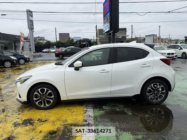 Mazda DEMIO 2016-01 8879526-5