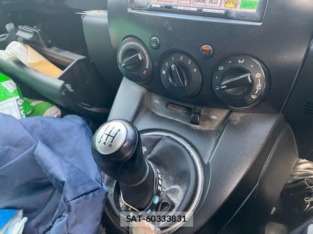 Mazda DEMIO 2009-10 8879543-20