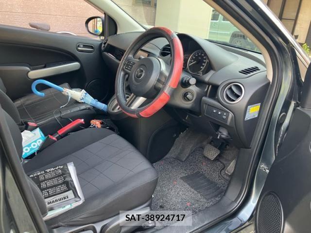 Mazda DEMIO 2011-10 8879541-10