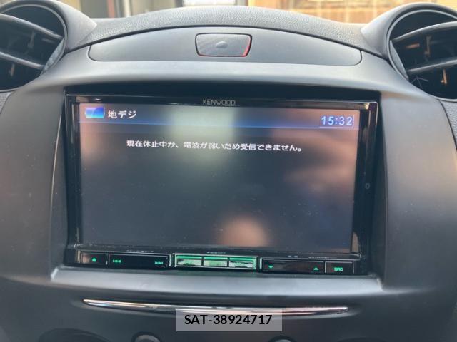 Mazda DEMIO 2011-10 8879541-18