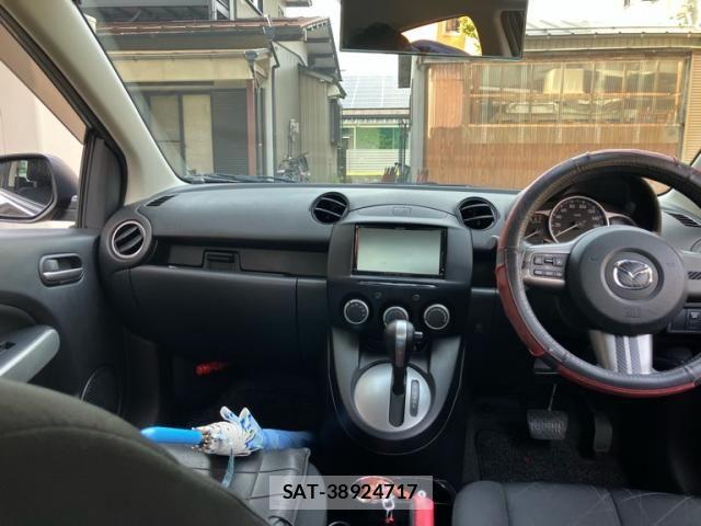 Mazda DEMIO 2011-10 8879541-8