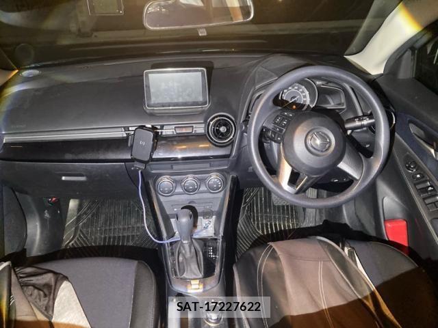 Mazda DEMIO 2014-12 8879536-9