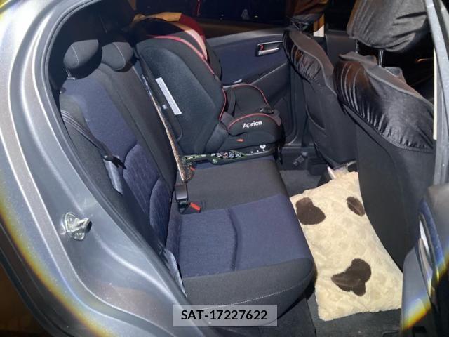 Mazda DEMIO 2014-12 8879536-8