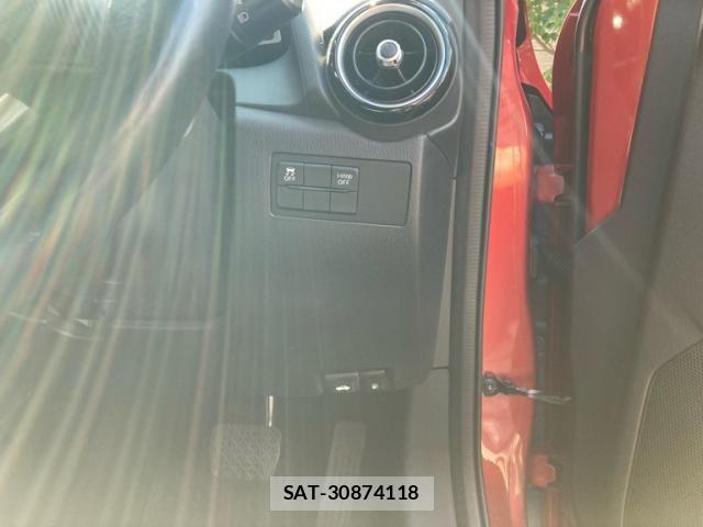 Mazda DEMIO 2015-02 8879538-15