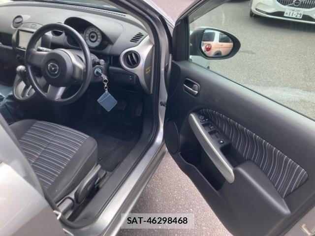 Mazda DEMIO 2010-08 8883544-12
