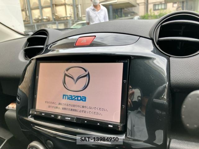 Mazda DEMIO 2014-02 8883542-9