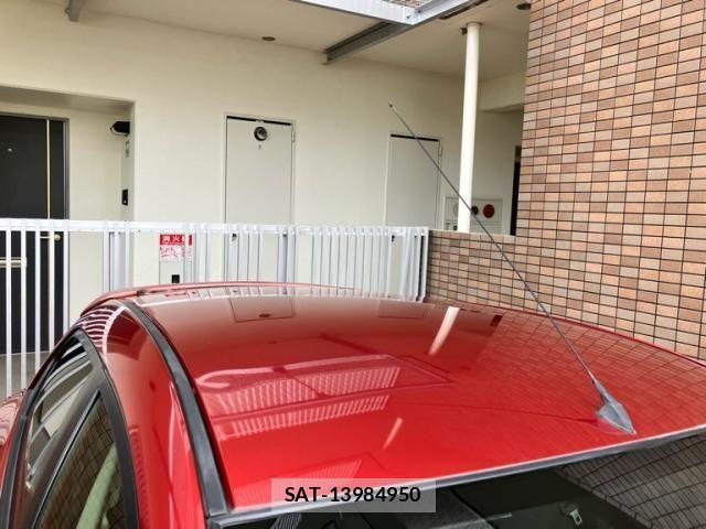 Mazda DEMIO 2014-02 8883542-16