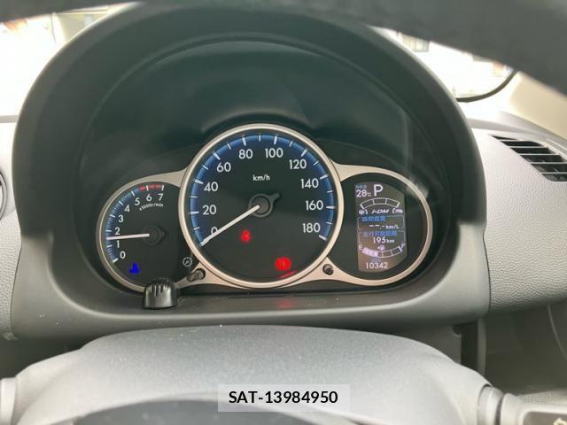 Mazda DEMIO 2014-02 8883542-8