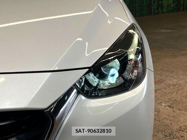 Mazda DEMIO 2017-03 8883541-11