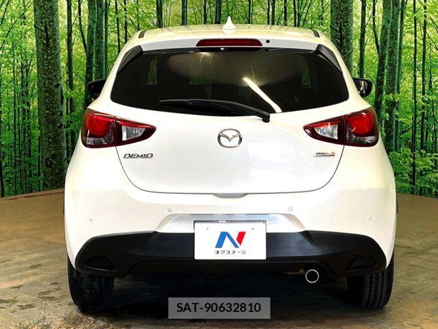 Mazda DEMIO 2017-03 8883541-14