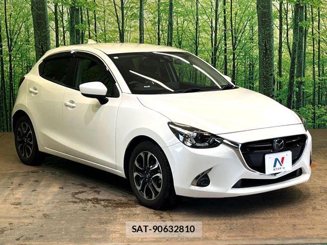 Mazda DEMIO 2017-03 8883541-15