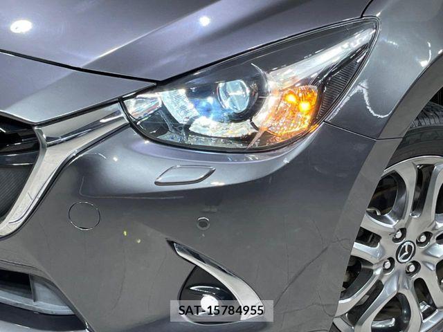 Mazda DEMIO 2017-04 999319-11