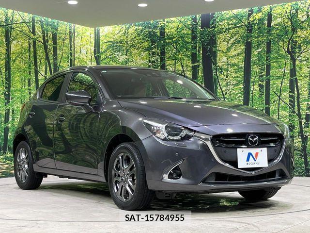 Mazda DEMIO 2017-04 999319-15