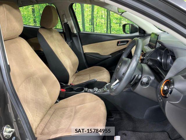 Mazda DEMIO 2017-04 999319-7