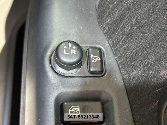 Subaru DIAS WAGON 2017-11 8335636-12