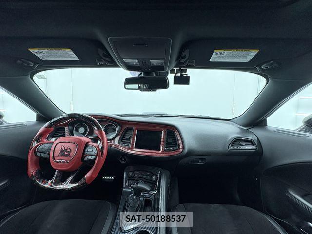 Dodge CHALLENGER 2022-07 6904456-1