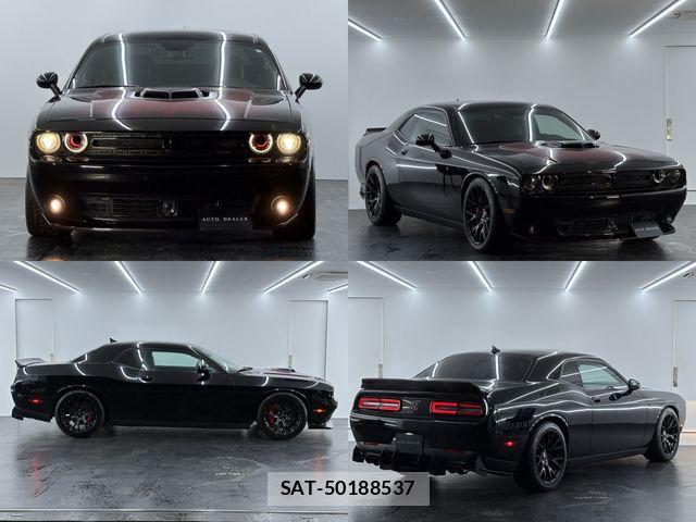 Dodge CHALLENGER 2022-07 6904456-4