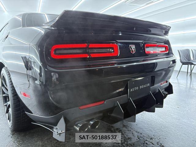 Dodge CHALLENGER 2022-07 6904456-7